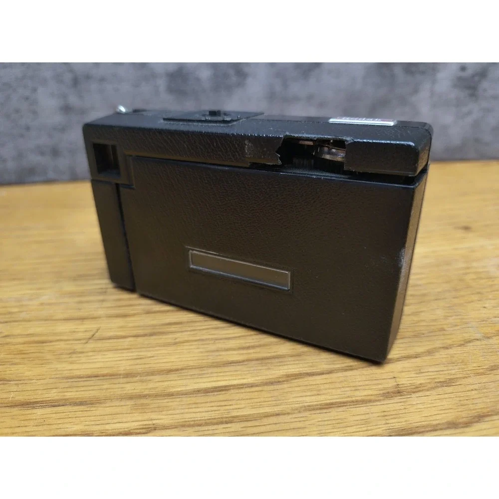 Vintage 1970's Kodak Instamatic X-35 Film Camera UnTested